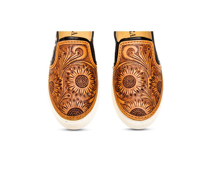 The Sunny Sneakers